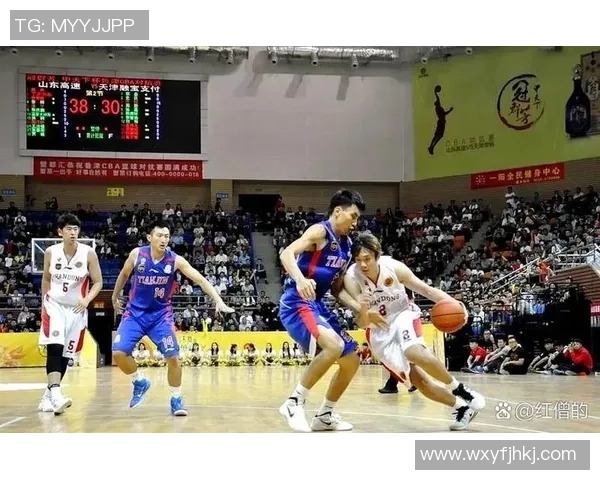 成都篮球队战术揭秘：从训练到比赛的全方位解析与策略探讨